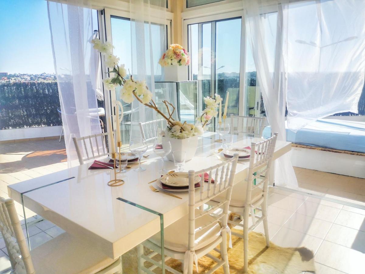 Апартаменти Penthouse With Sea View & Private Terrace Ґія Екстер'єр фото